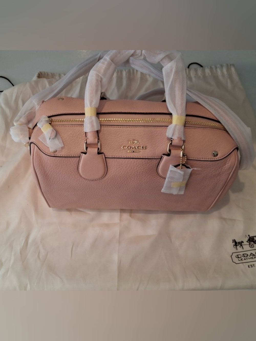 🤍Coach New Bennett Pebbled Leather Satchel in Peach Rose (Exclusive)
